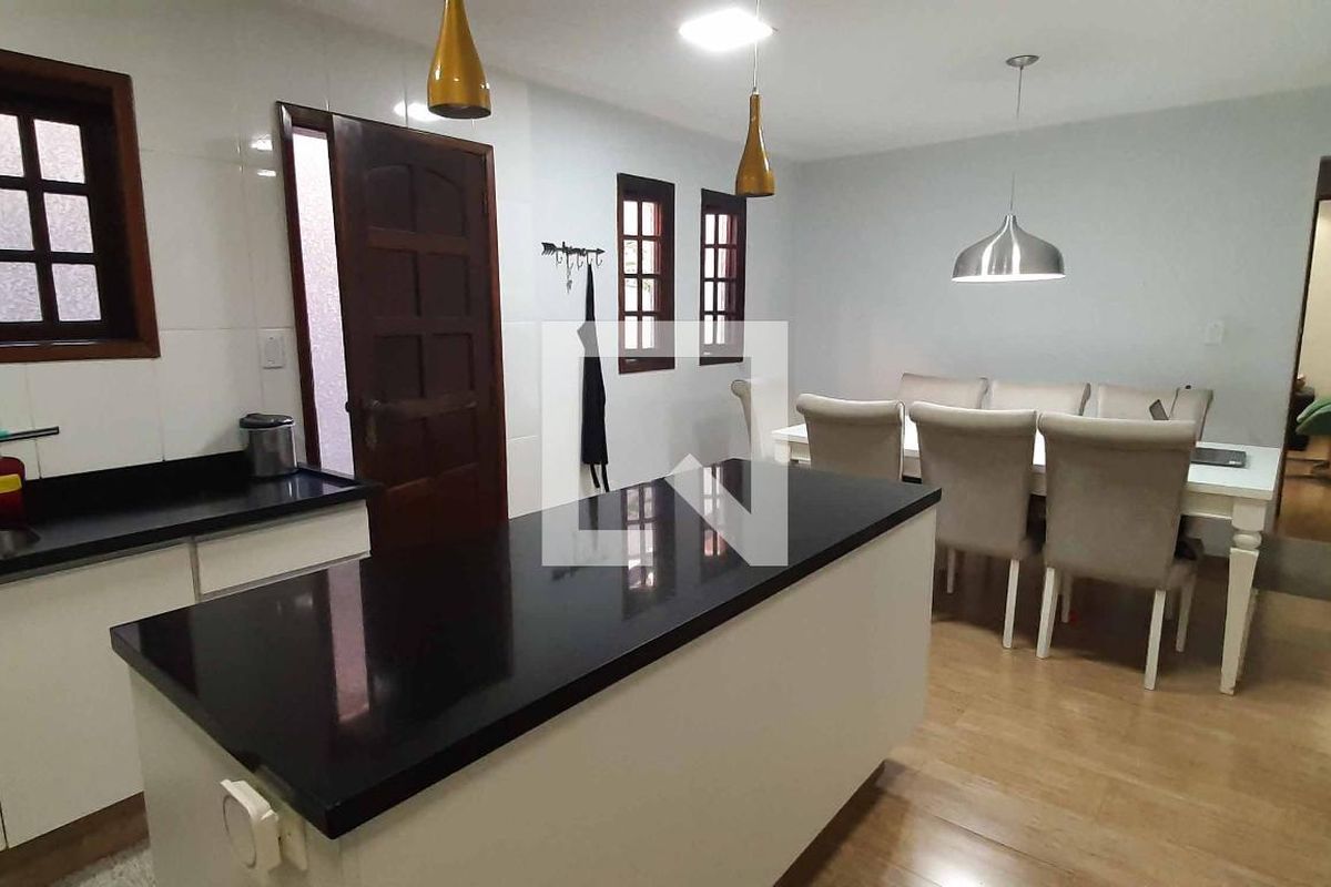 Casa, 4 quartos, 253 m² - Foto 54