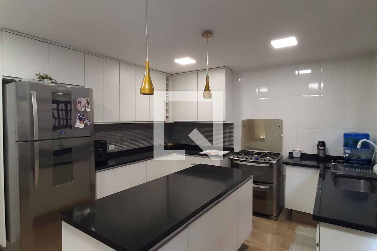 Casa, 4 quartos, 253 m² - Foto 52