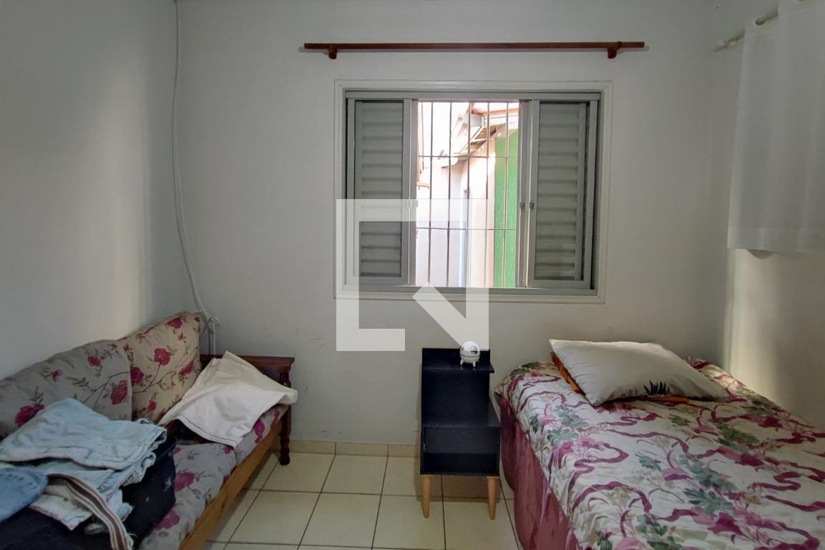 Casa à Venda - Jardim do Lago, 5 Quartos,  280 m2 em , Campinas - sp | SoloBR