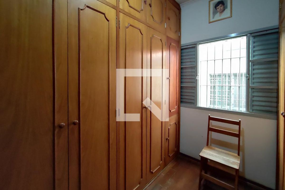 Casa à Venda - Jardim do Lago, 5 Quartos,  280 m2 em , Campinas - sp | SoloBR