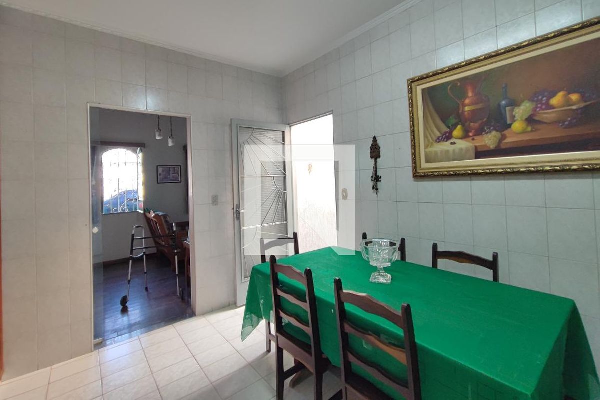 Casa à Venda - Jardim do Lago, 5 Quartos,  280 m2 em , Campinas - sp | SoloBR