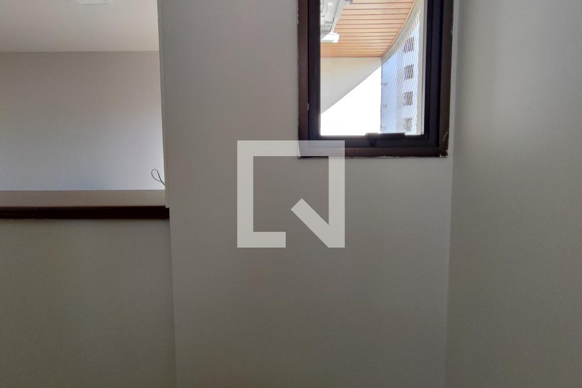 Apartamento à Venda - Cambuí, 1 Quarto,  57 m2 em , Campinas - sp | SoloBR