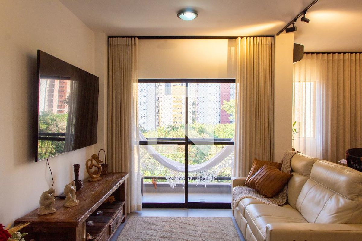 Apartamento à Venda - Mansões Santo Antônio, 1 Quarto,  70 m2 em , Campinas - sp | SoloBR