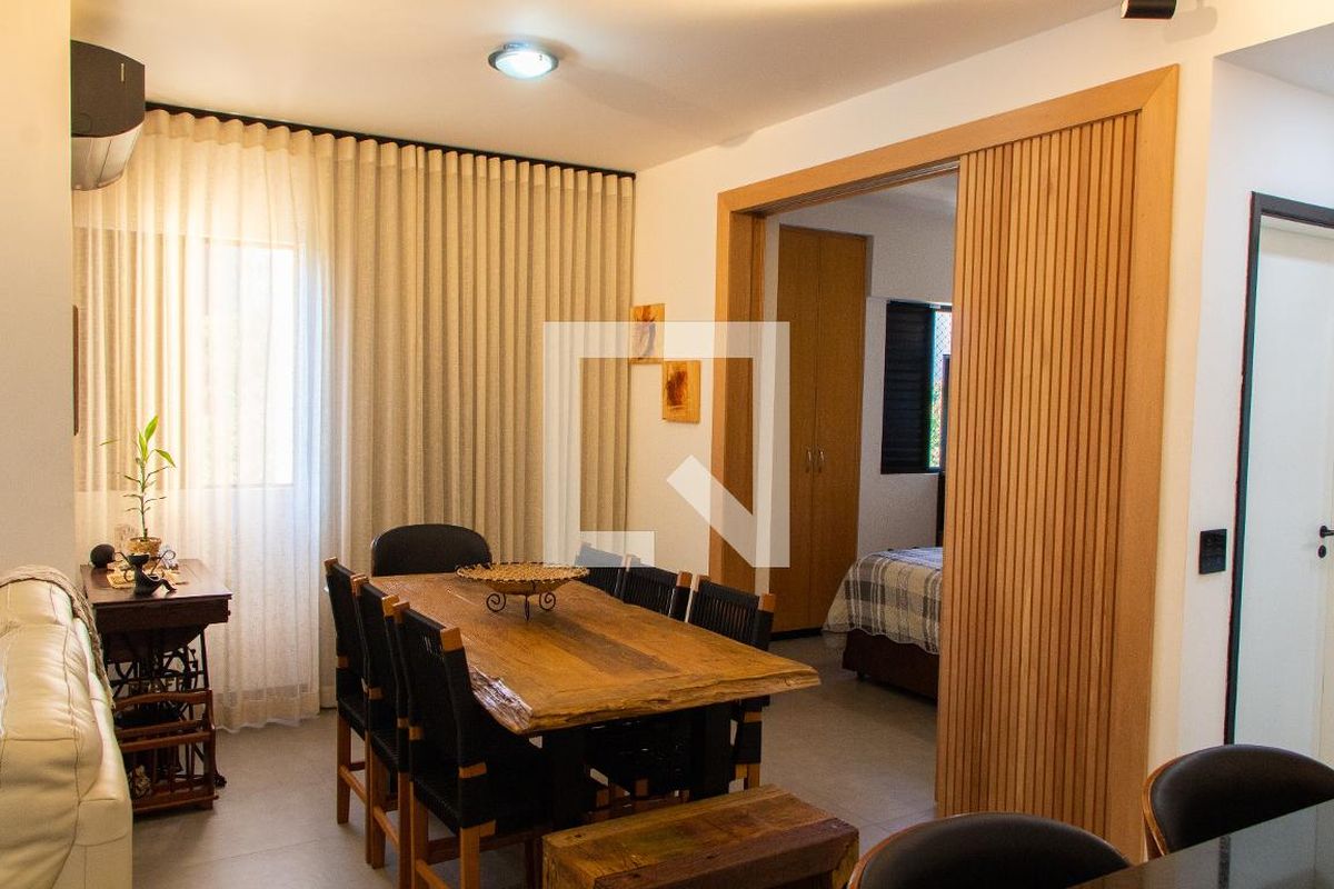 Apartamento à Venda - Mansões Santo Antônio, 1 Quarto,  70 m2 em , Campinas - sp | SoloBR