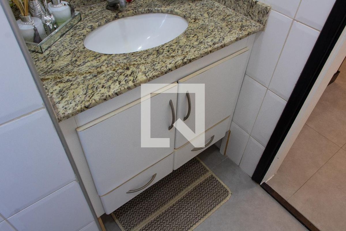 Apartamento à Venda - Mansões Santo Antônio, 1 Quarto,  70 m2 em , Campinas - sp | SoloBR