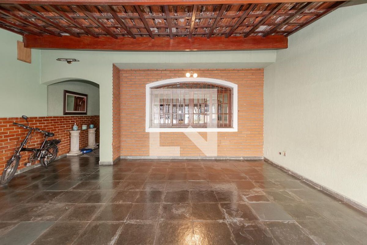 Casa, 4 quartos, 220 m² - Foto 49