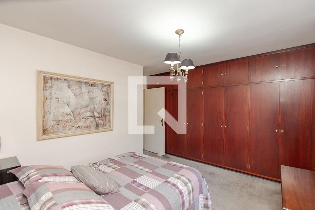 Casa, 4 quartos, 220 m² - Foto 13