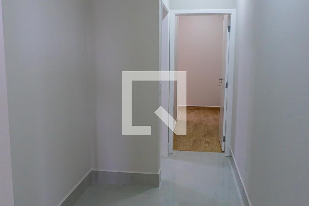 Casa à Venda - Swiss Park, 3 Quartos,  232 m2 em , Campinas - sp | SoloBR