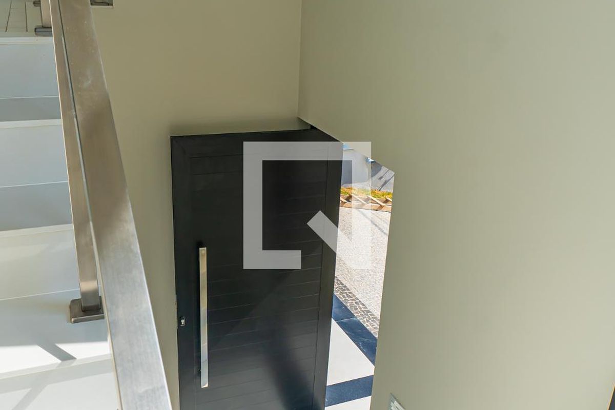 Casa à Venda - Swiss Park, 3 Quartos,  232 m2 em , Campinas - sp | SoloBR