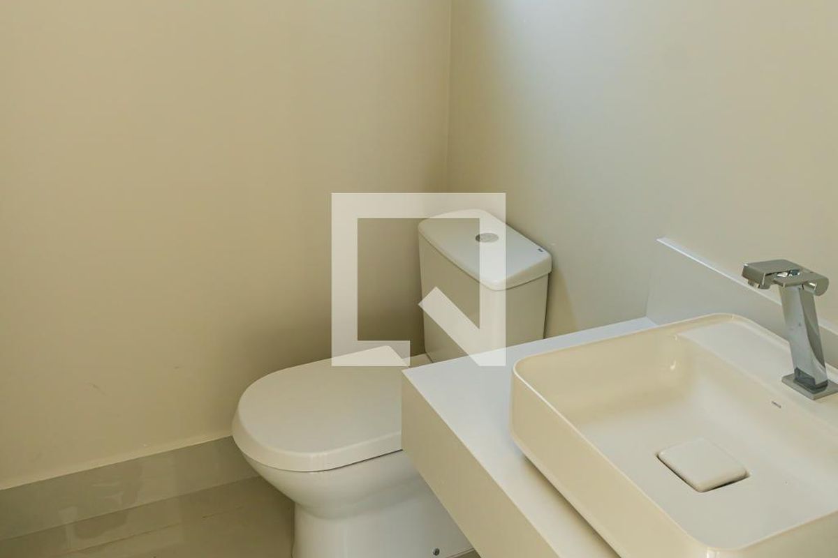 Casa à Venda - Swiss Park, 3 Quartos,  232 m2 em , Campinas - sp | SoloBR