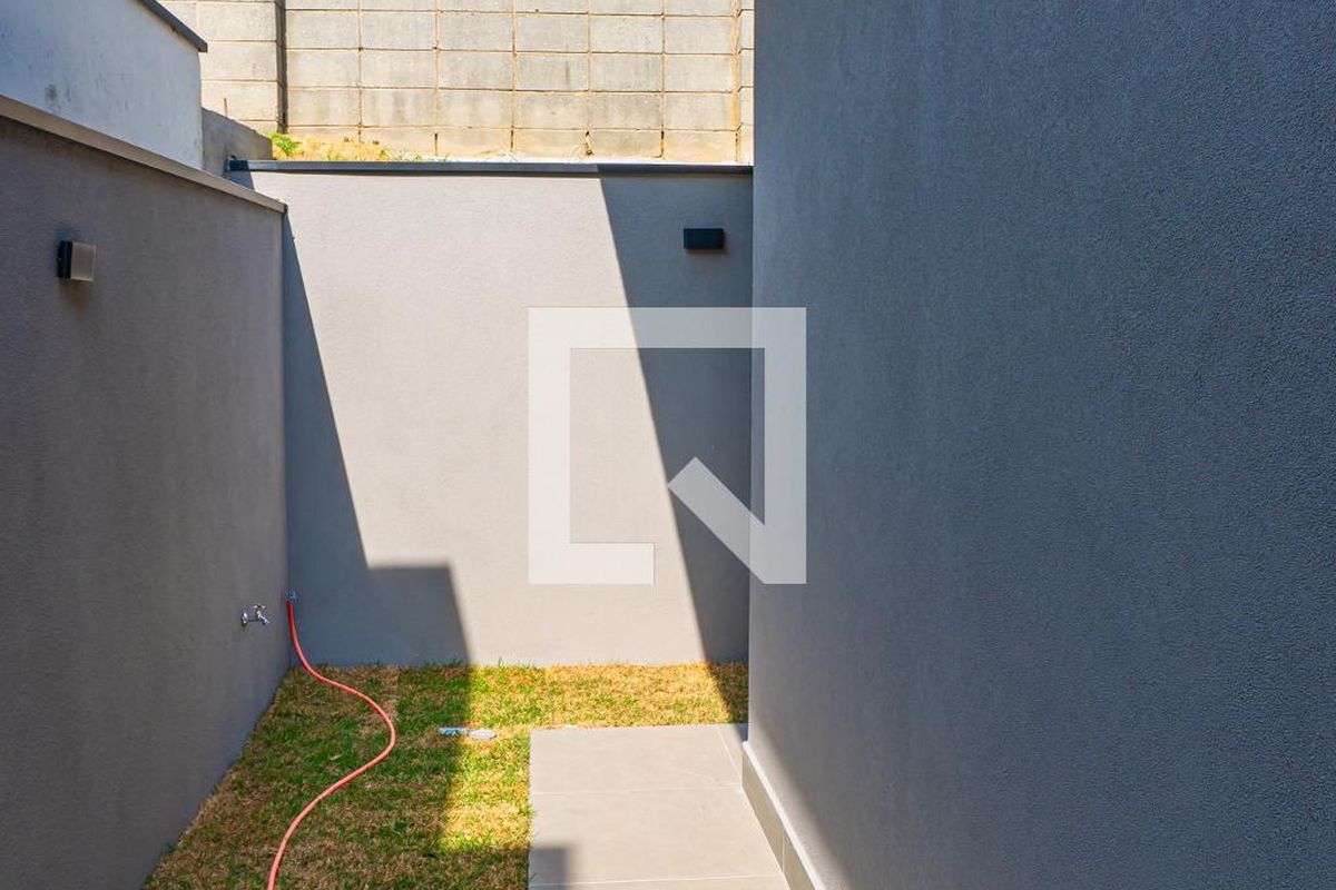 Casa à Venda - Swiss Park, 3 Quartos,  232 m2 em , Campinas - sp | SoloBR