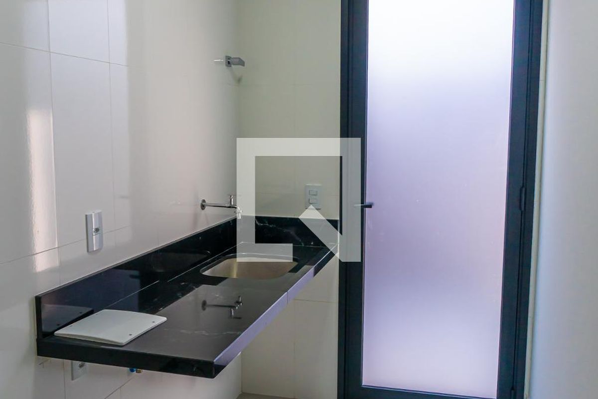 Casa à Venda - Swiss Park, 3 Quartos,  232 m2 em , Campinas - sp | SoloBR