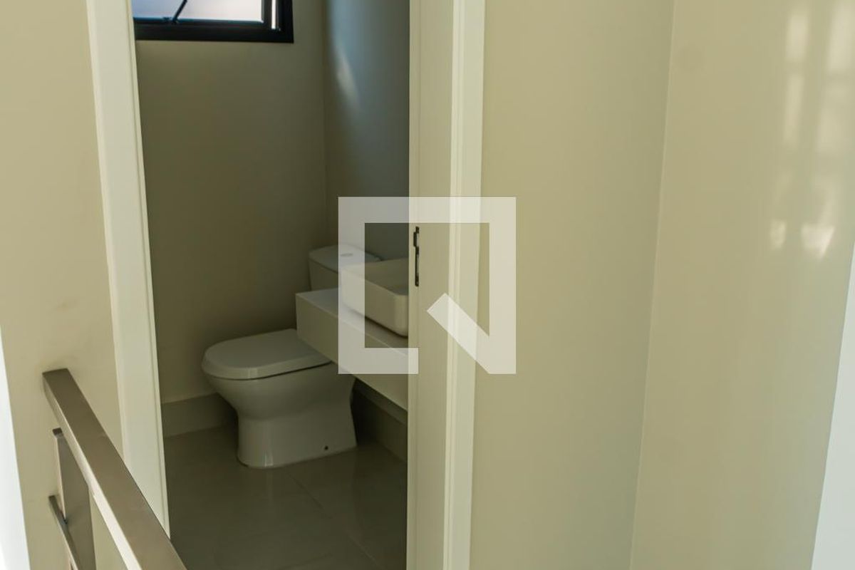 Casa à Venda - Swiss Park, 3 Quartos,  232 m2 em , Campinas - sp | SoloBR