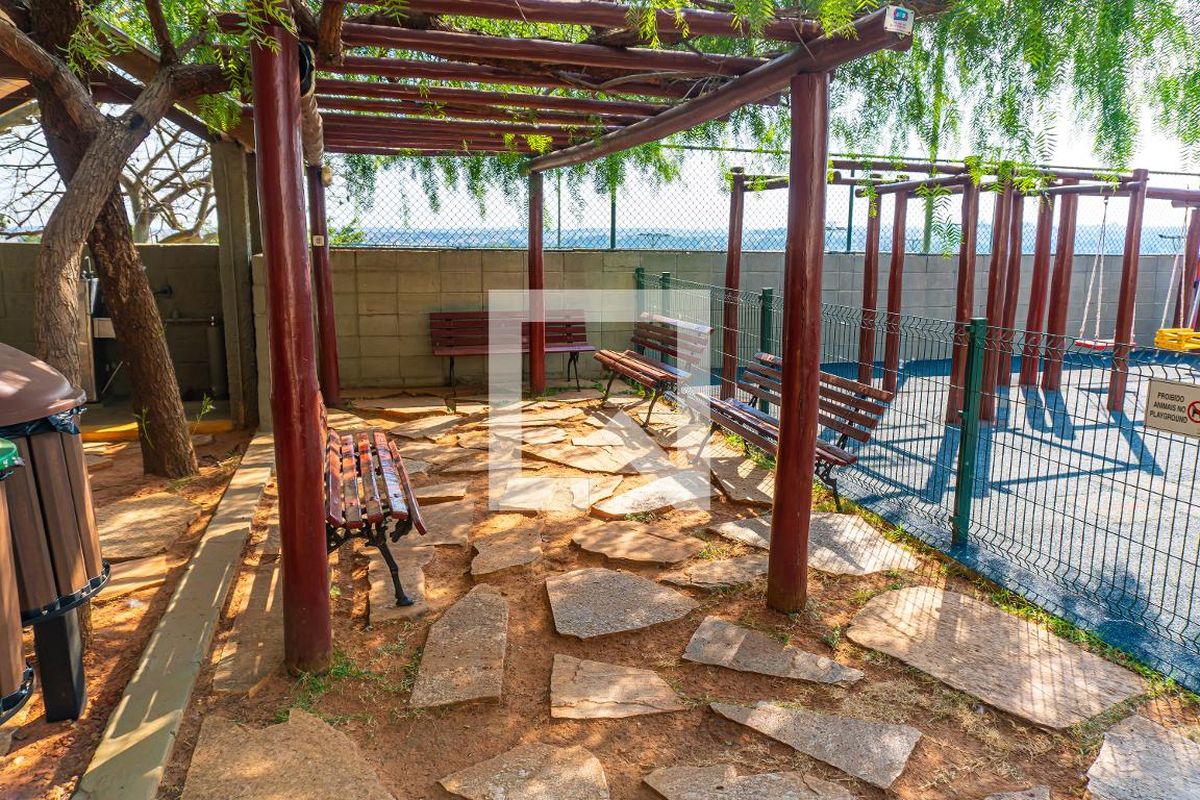 Casa à Venda - Swiss Park, 3 Quartos,  232 m2 em , Campinas - sp | SoloBR