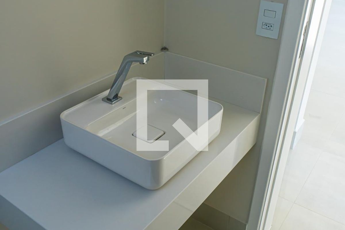 Casa à Venda - Swiss Park, 3 Quartos,  232 m2 em , Campinas - sp | SoloBR