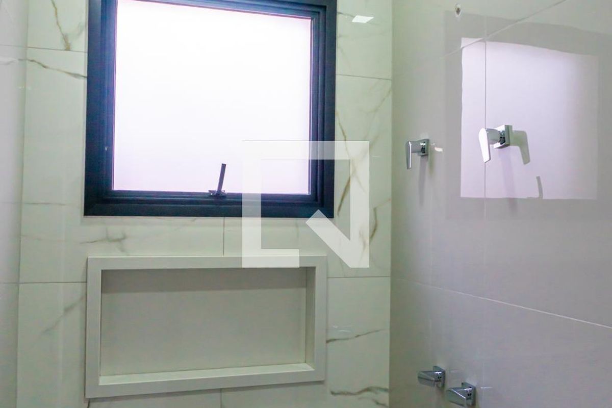 Casa à Venda - Swiss Park, 3 Quartos,  232 m2 em , Campinas - sp | SoloBR