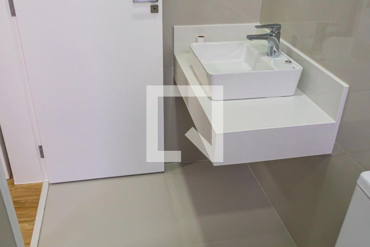 Casa à Venda - Swiss Park, 3 Quartos,  232 m2 em , Campinas - sp | SoloBR