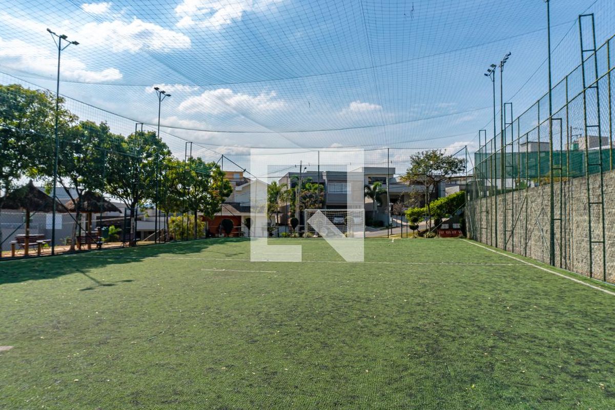 Casa à Venda - Swiss Park, 3 Quartos,  232 m2 em , Campinas - sp | SoloBR