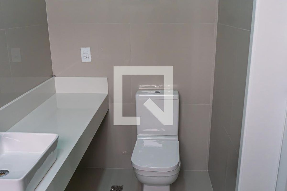 Casa à Venda - Swiss Park, 3 Quartos,  232 m2 em , Campinas - sp | SoloBR