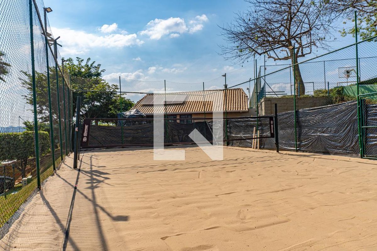 Casa à Venda - Swiss Park, 3 Quartos,  232 m2 em , Campinas - sp | SoloBR