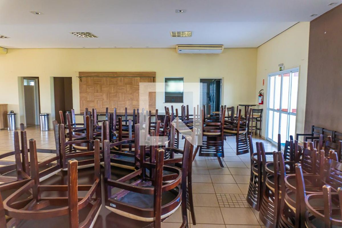 Casa à Venda - Swiss Park, 3 Quartos,  232 m2 em , Campinas - sp | SoloBR