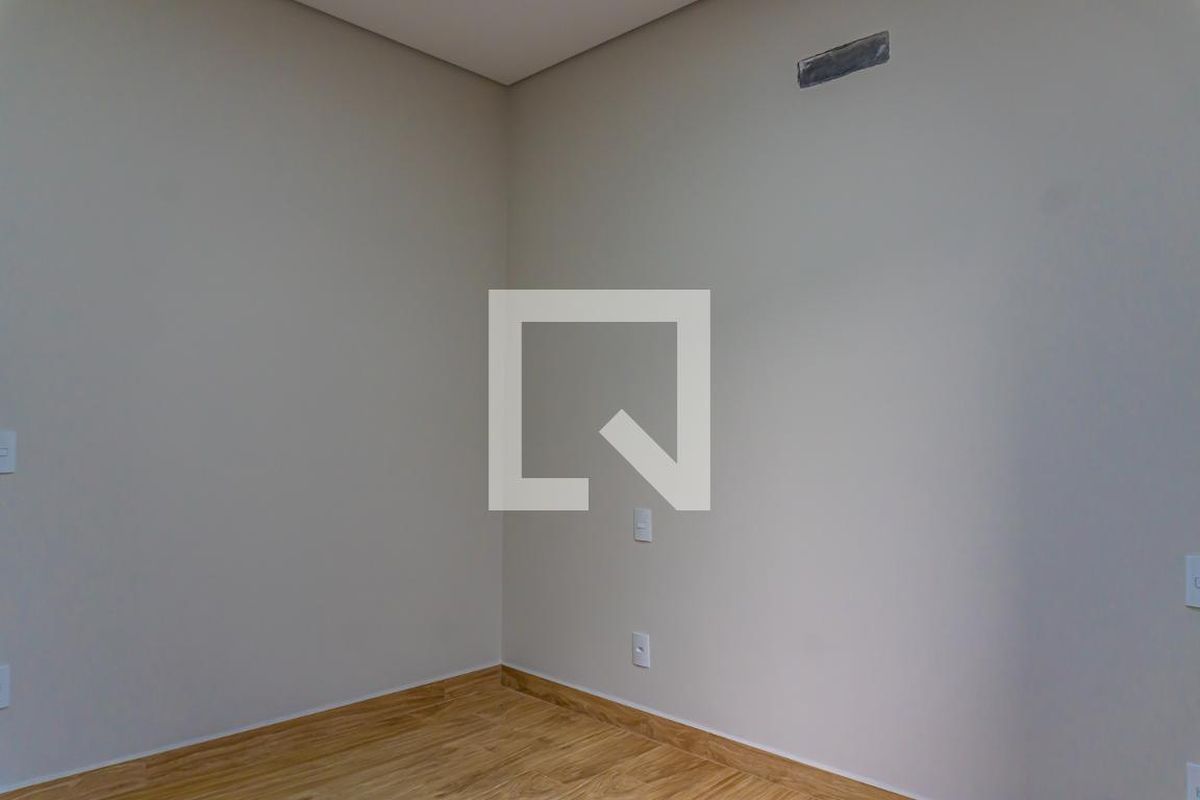 Casa à Venda - Swiss Park, 3 Quartos,  232 m2 em , Campinas - sp | SoloBR