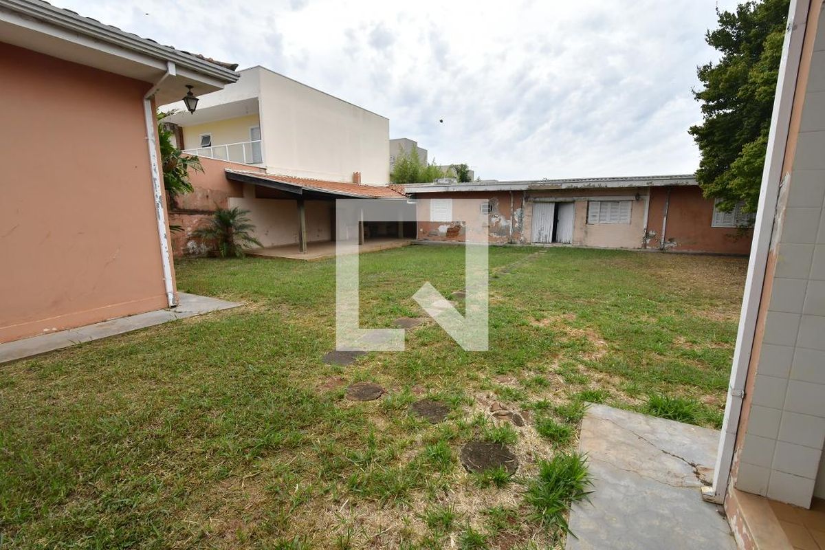 Casa à Venda - Mansões Santo Antônio, 4 Quartos,  345 m2 em , Campinas - sp | SoloBR