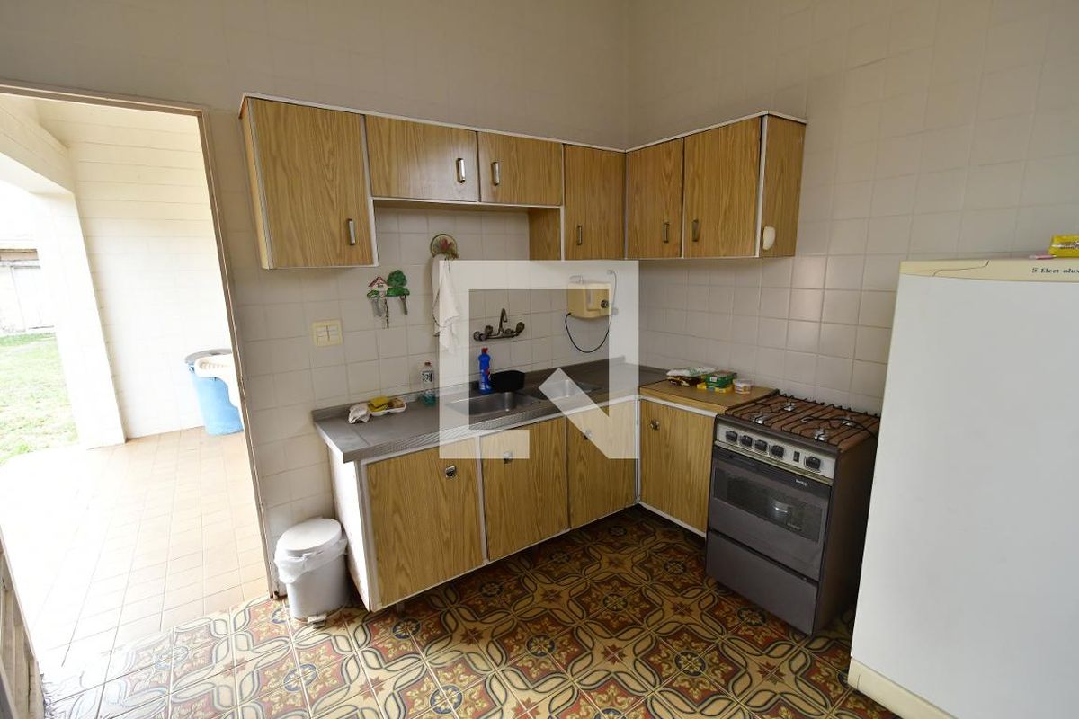 Casa à Venda - Mansões Santo Antônio, 4 Quartos,  345 m2 em , Campinas - sp | SoloBR