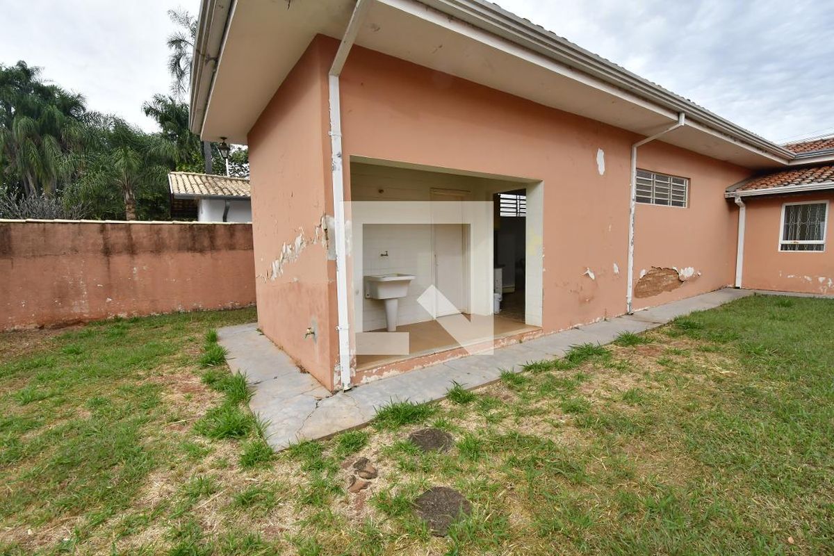 Casa à Venda - Mansões Santo Antônio, 4 Quartos,  345 m2 em , Campinas - sp | SoloBR
