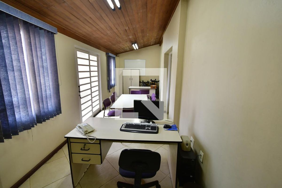 Casa à Venda - Mansões Santo Antônio, 4 Quartos,  345 m2 em , Campinas - sp | SoloBR
