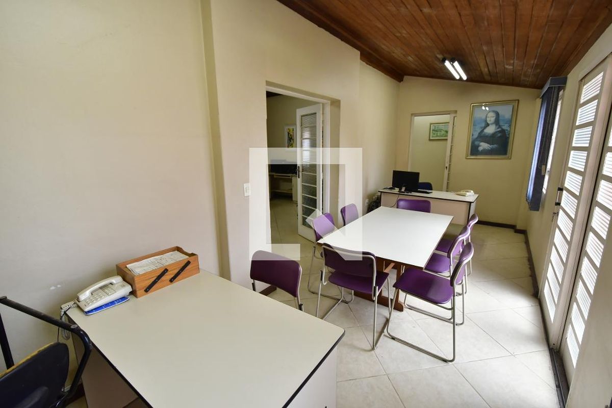 Casa à Venda - Mansões Santo Antônio, 4 Quartos,  345 m2 em , Campinas - sp | SoloBR