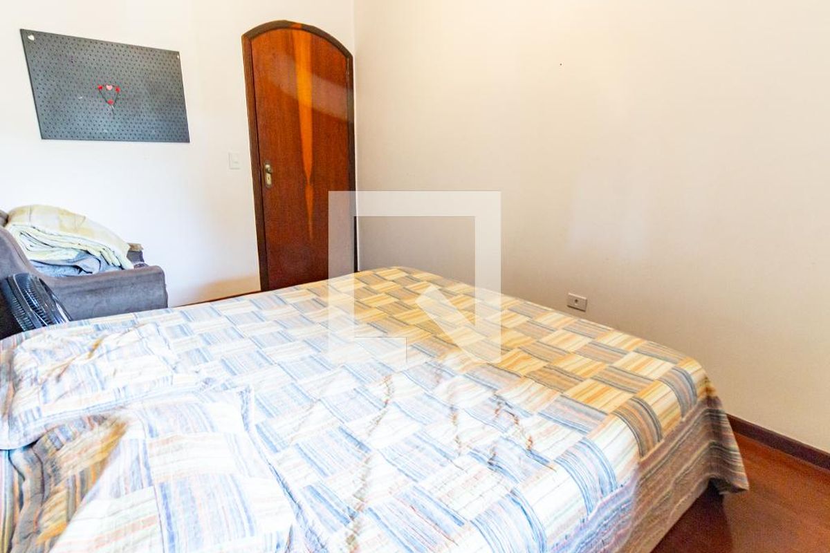 Casa, 3 quartos, 250 m² - Foto 26