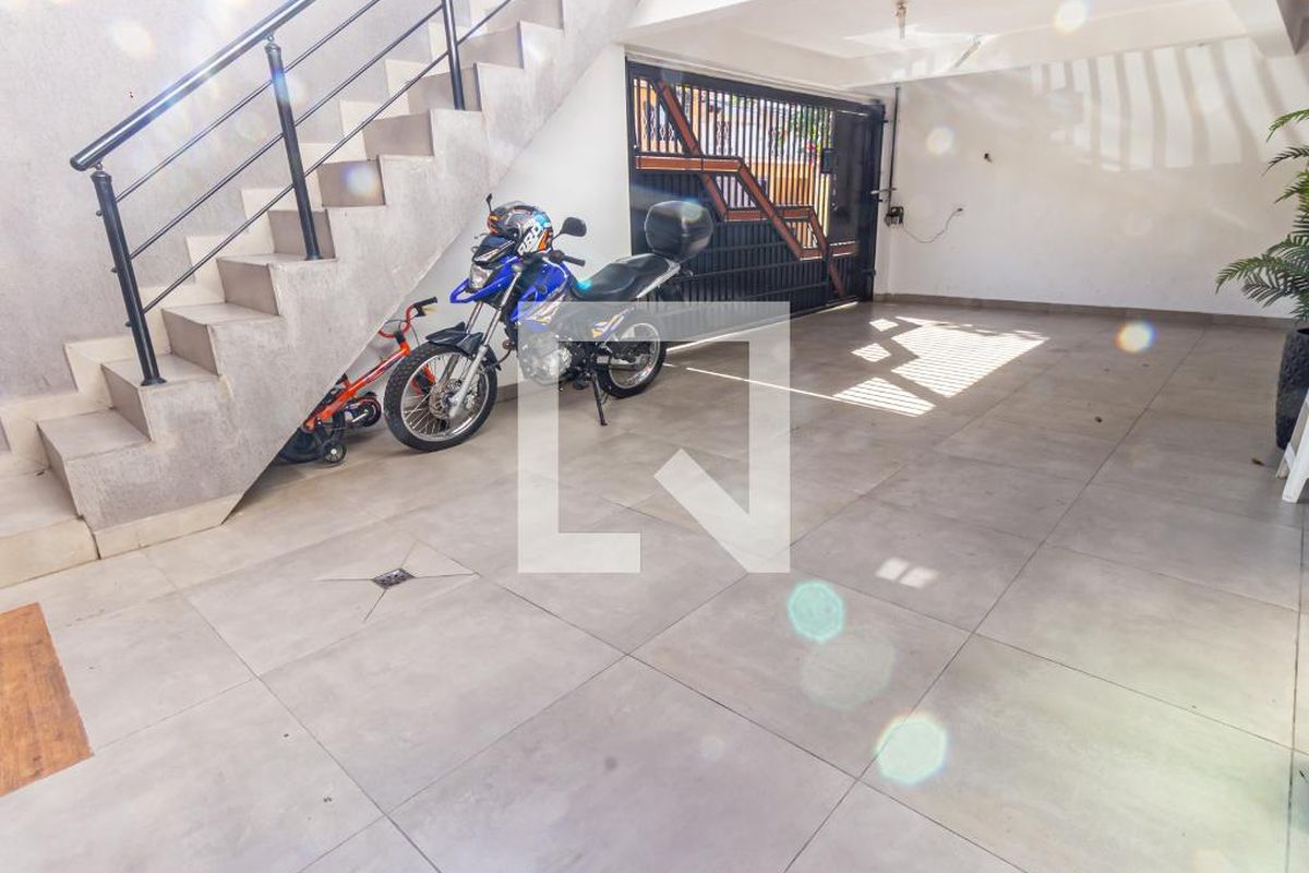 Casa, 3 quartos, 250 m² - Foto 82