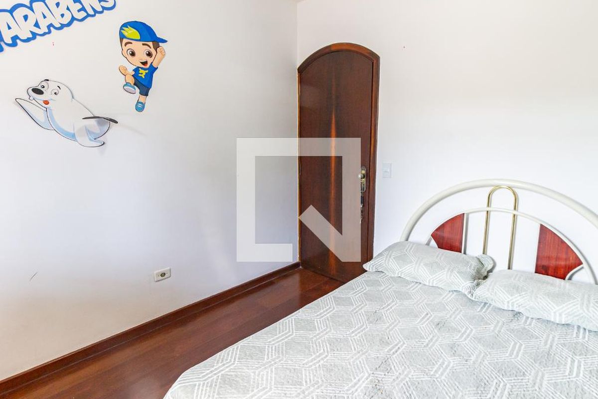 Casa, 3 quartos, 250 m² - Foto 34