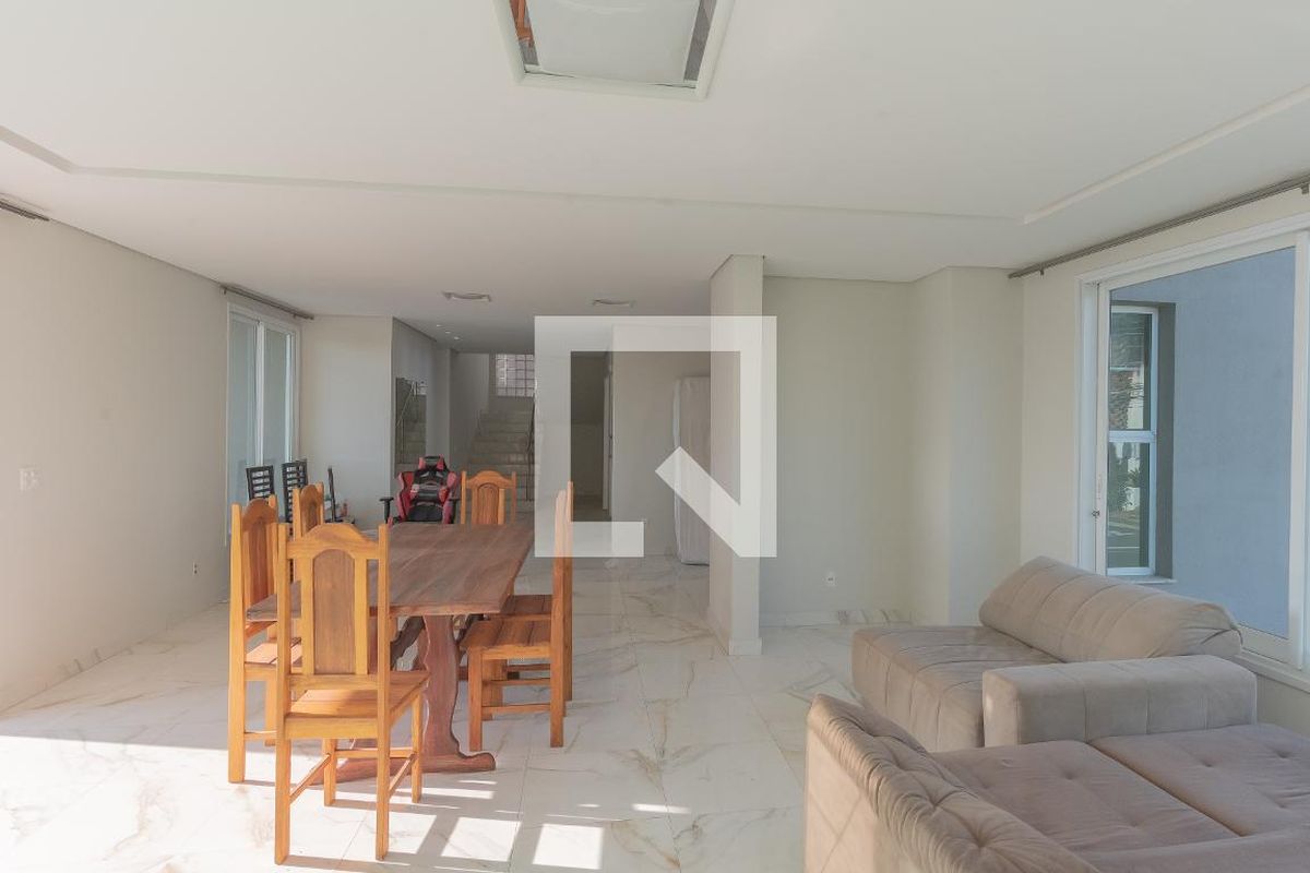 Casa à Venda - Swiss Park, 5 Quartos,  638 m2 em , Campinas - sp | SoloBR