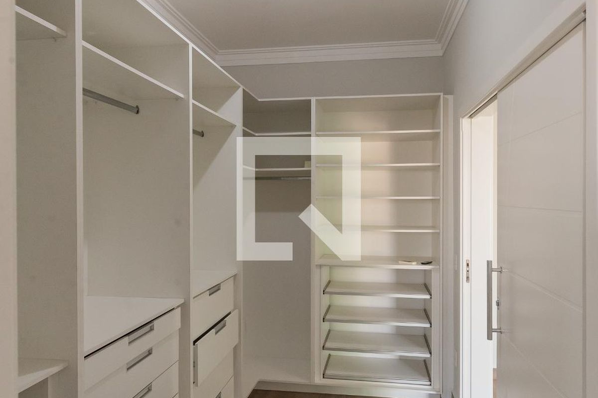 Casa à Venda - Swiss Park, 5 Quartos,  638 m2 em , Campinas - sp | SoloBR
