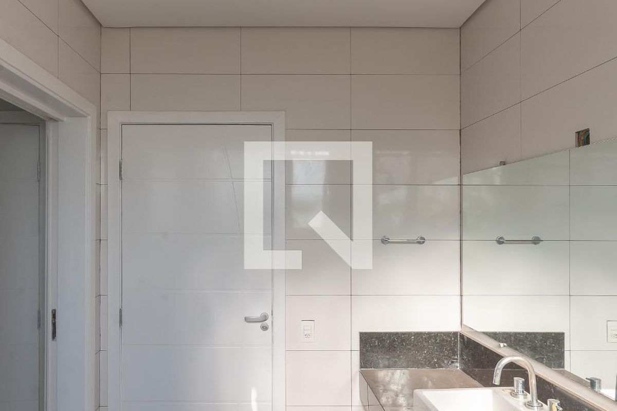 Casa à Venda - Swiss Park, 5 Quartos,  638 m2 em , Campinas - sp | SoloBR