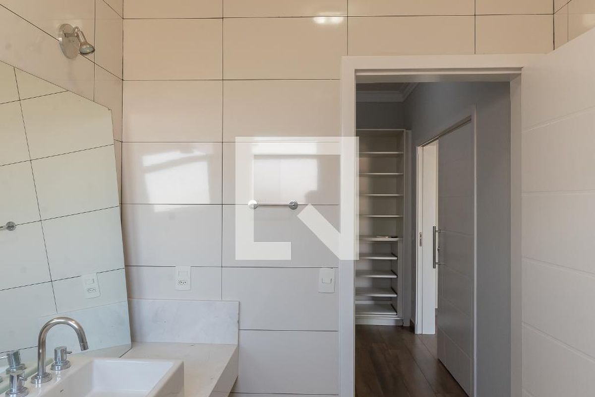 Casa à Venda - Swiss Park, 5 Quartos,  638 m2 em , Campinas - sp | SoloBR