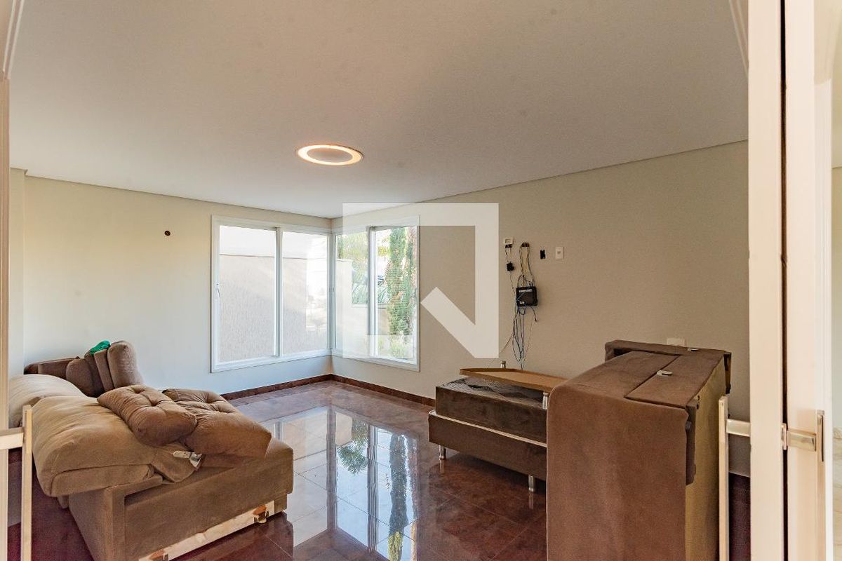 Casa à Venda - Swiss Park, 5 Quartos,  638 m2 em , Campinas - sp | SoloBR