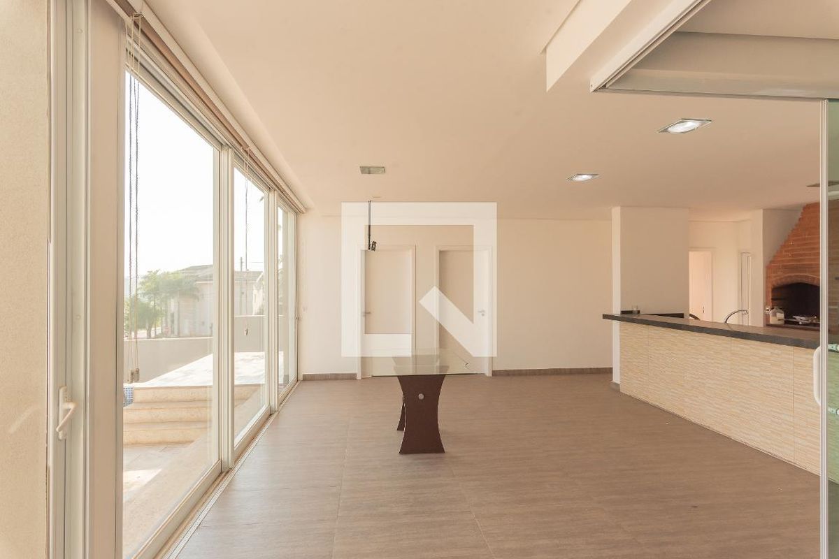 Casa à Venda - Swiss Park, 5 Quartos,  638 m2 em , Campinas - sp | SoloBR