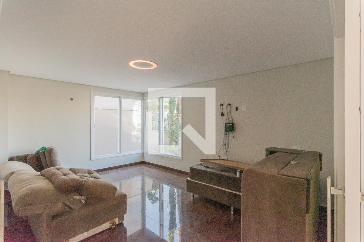Casa à Venda - Swiss Park, 5 Quartos,  638 m2 em , Campinas - sp | SoloBR
