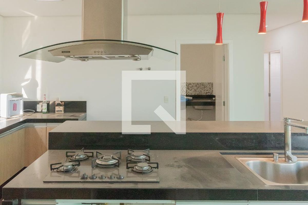 Casa à Venda - Swiss Park, 5 Quartos,  638 m2 em , Campinas - sp | SoloBR