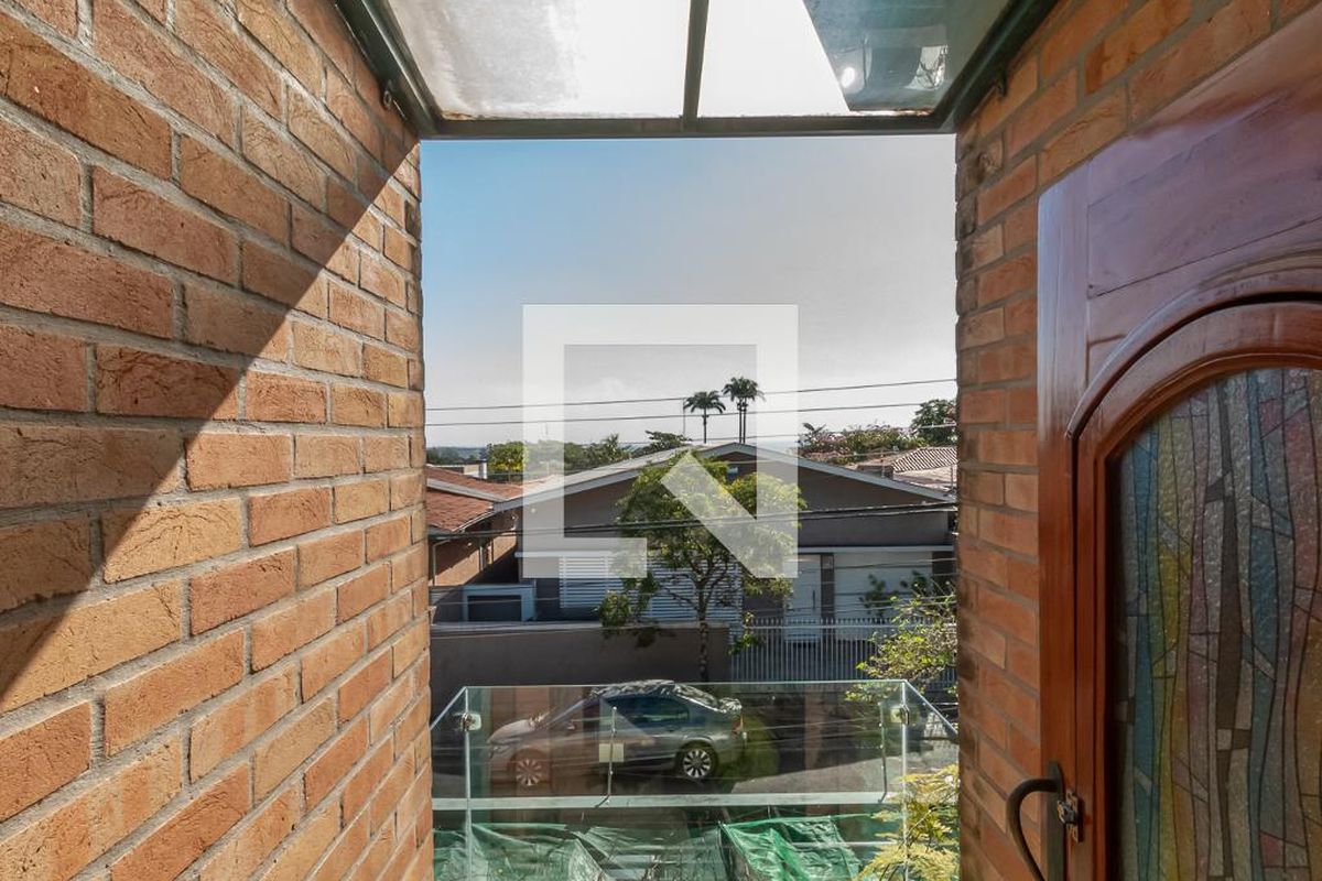 Casa à Venda - Jardim Chapadão, 6 Quartos,  244 m2 em , Campinas - sp | SoloBR