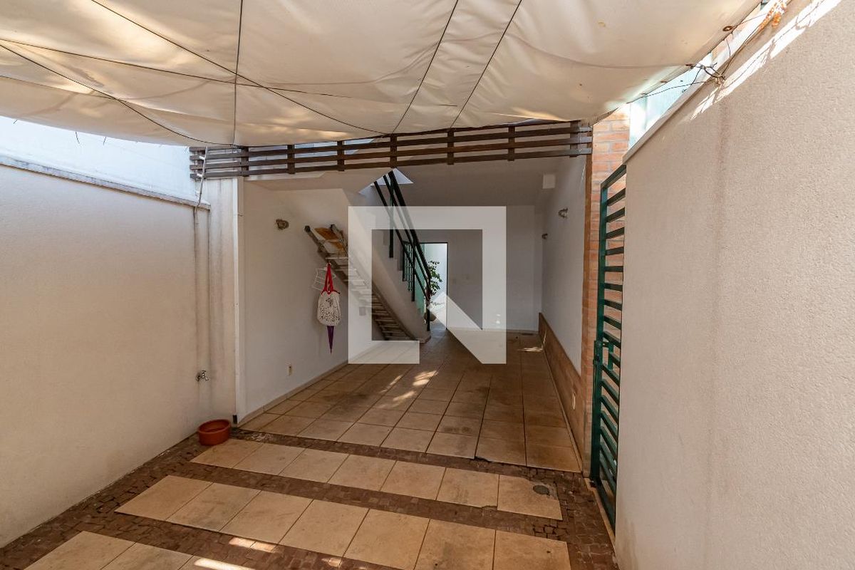Casa à Venda - Jardim Chapadão, 6 Quartos,  244 m2 em , Campinas - sp | SoloBR