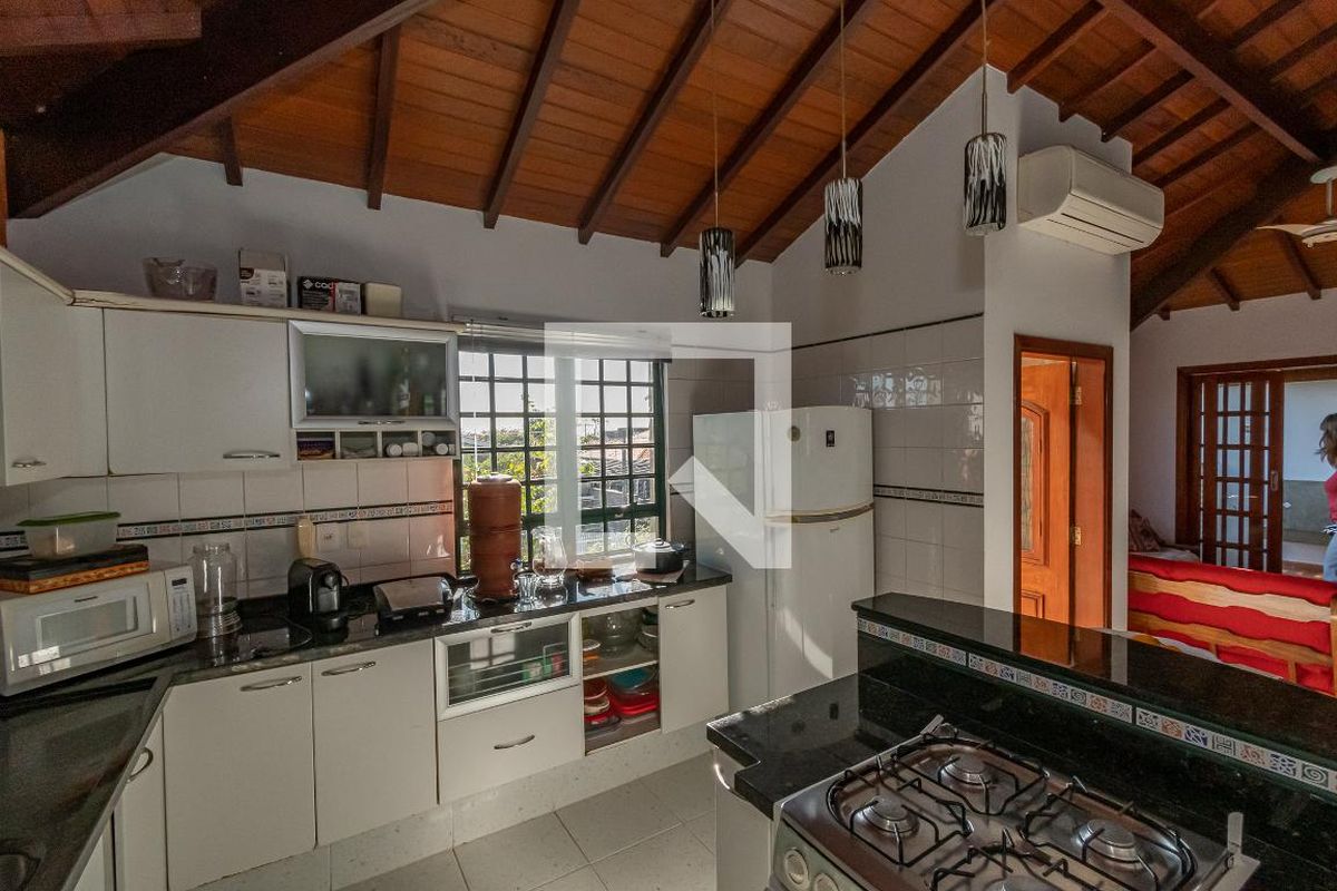 Casa à Venda - Jardim Chapadão, 6 Quartos,  244 m2 em , Campinas - sp | SoloBR