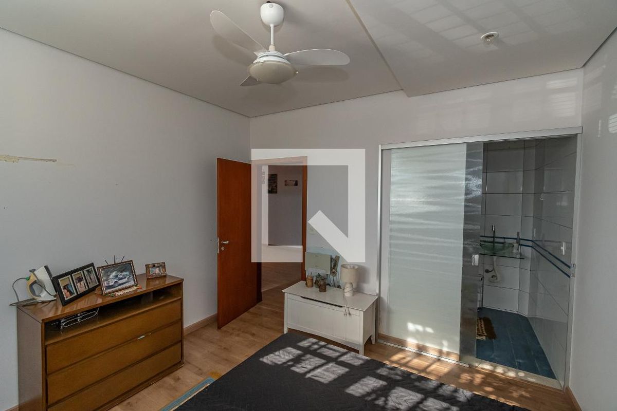 Casa à Venda - Jardim Chapadão, 6 Quartos,  244 m2 em , Campinas - sp | SoloBR