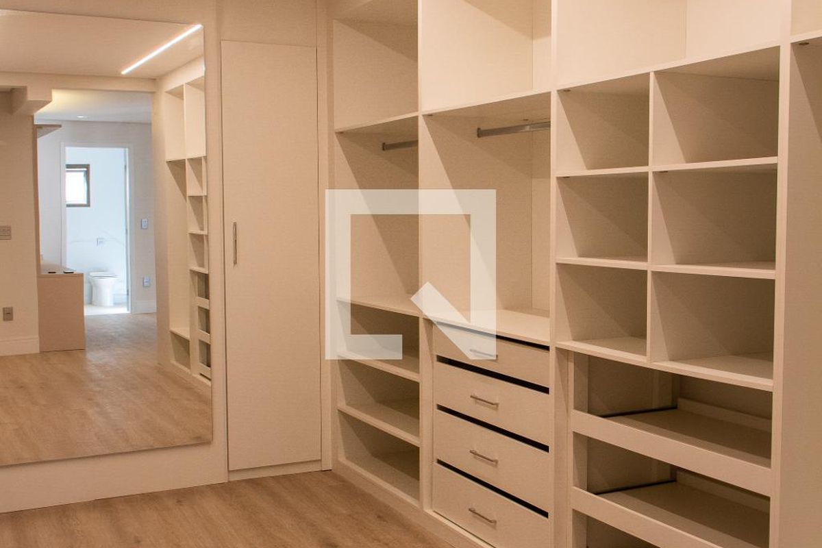 Apartamento à Venda - Cambuí, 4 Quartos,  276 m2 em , Campinas - sp | SoloBR