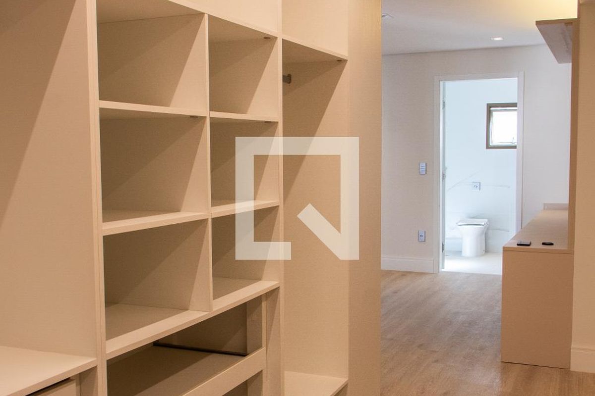 Apartamento à Venda - Cambuí, 4 Quartos,  276 m2 em , Campinas - sp | SoloBR
