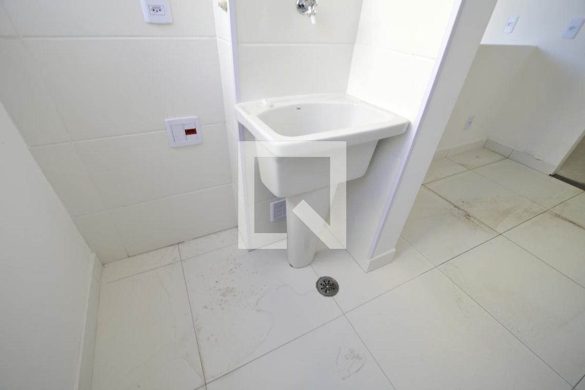 Apartamento à Venda - Bosque, 1 Quarto,  51 m2 em , Campinas - sp | SoloBR