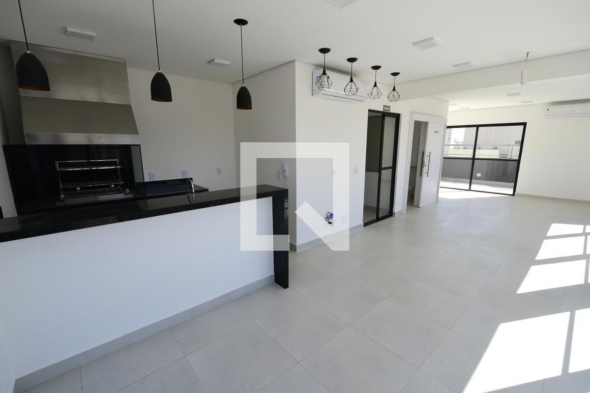 Apartamento à Venda - Bosque, 1 Quarto,  51 m2 em , Campinas - sp | SoloBR